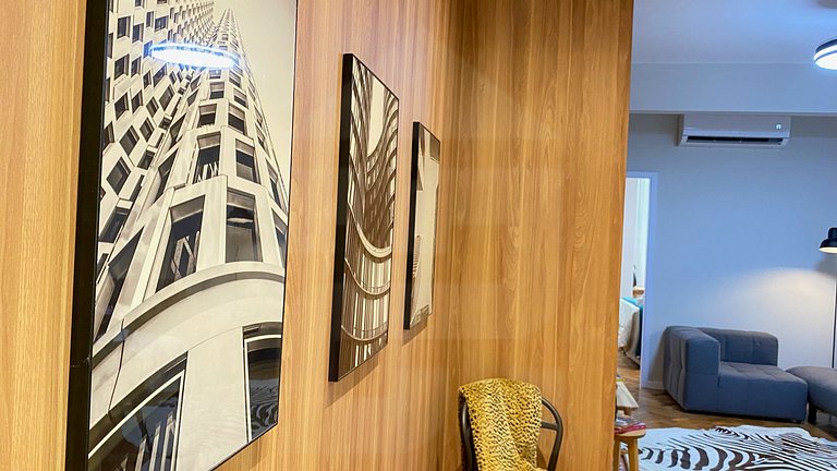 Spacious and elegant 200m from Copacabana Beach