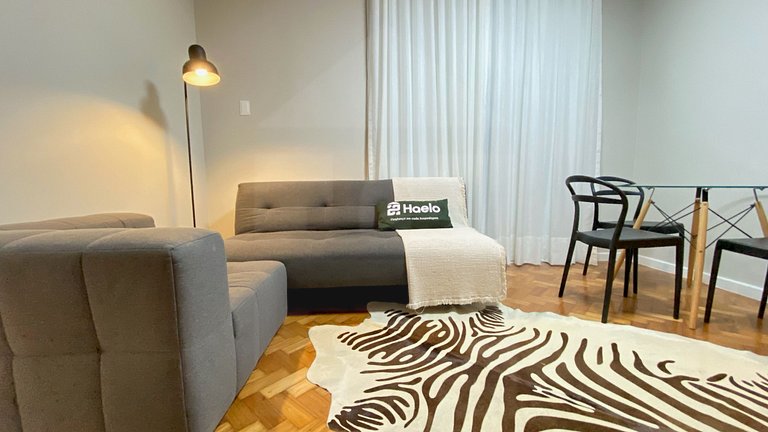 Amplo e Elegante a 200m da Praia de Copacabana