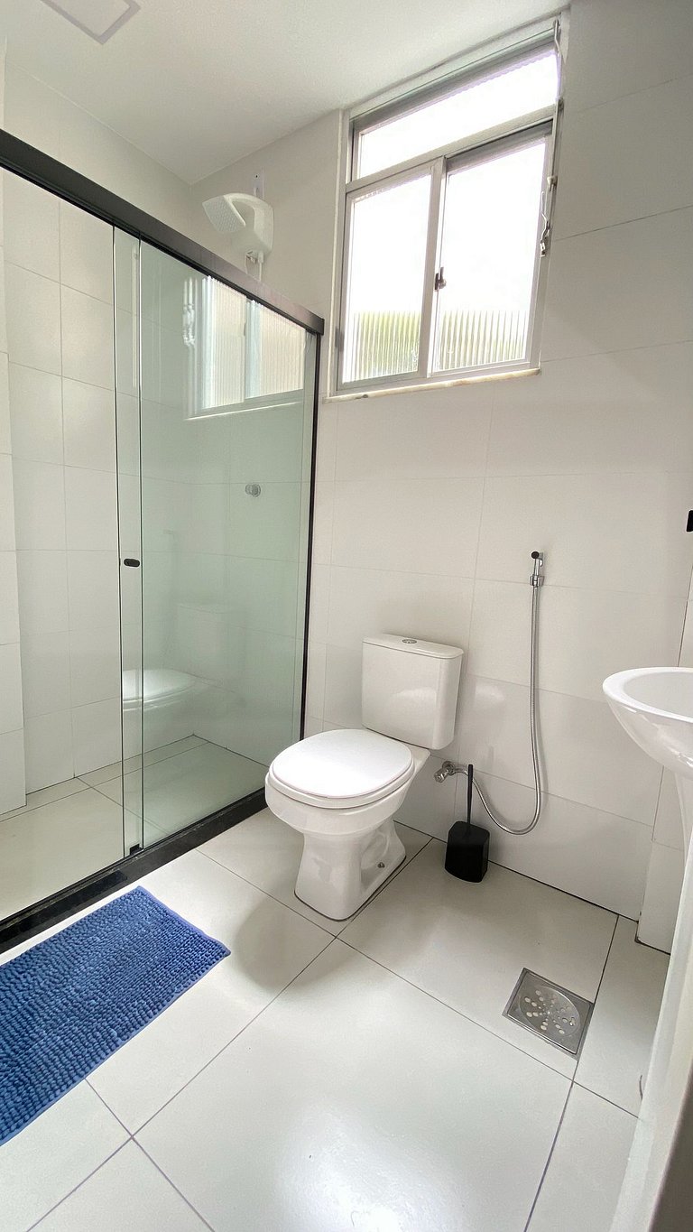 Spacious and elegant 200m from Copacabana Beach