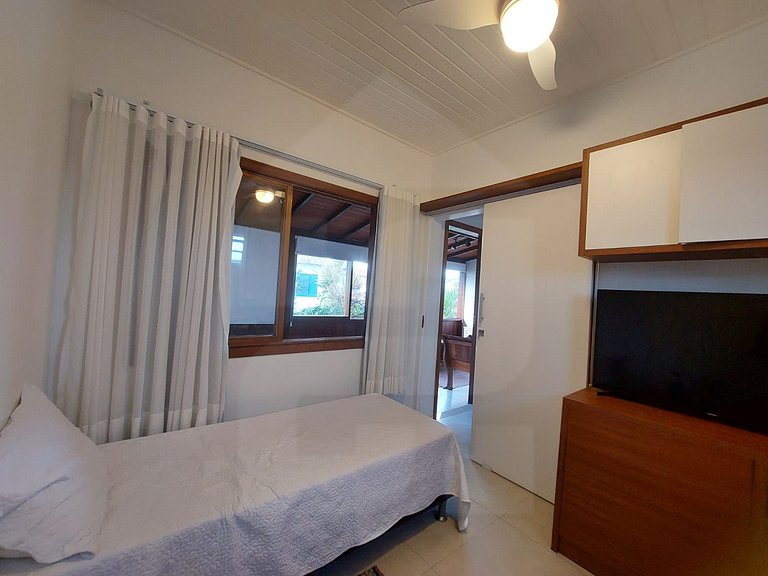 Comfort and Pool Next to the Beach