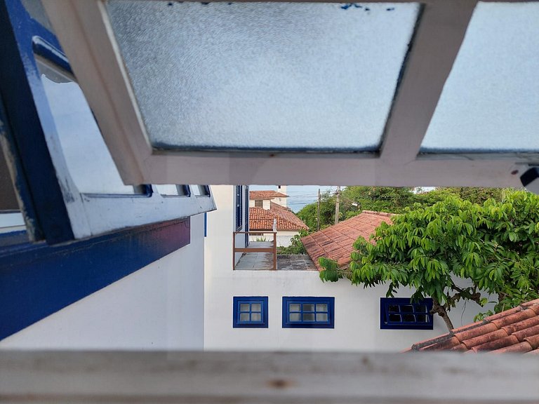 Conforto e Piscina ao Lado da Praia
