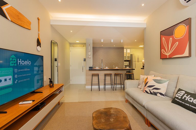 Apartment with Air Next to the Beach and Subway