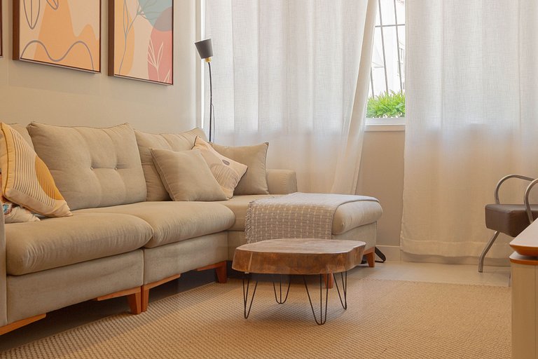 Apartment with Air Next to the Beach and Subway