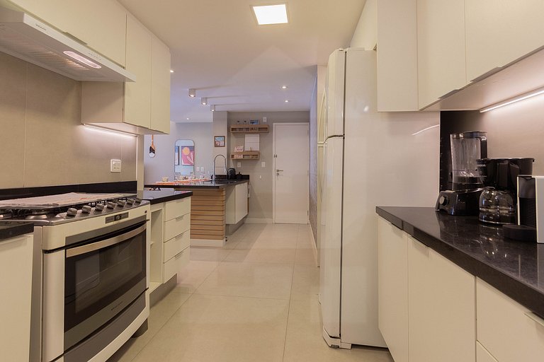 2 habitaciones junto a la playa y al metro