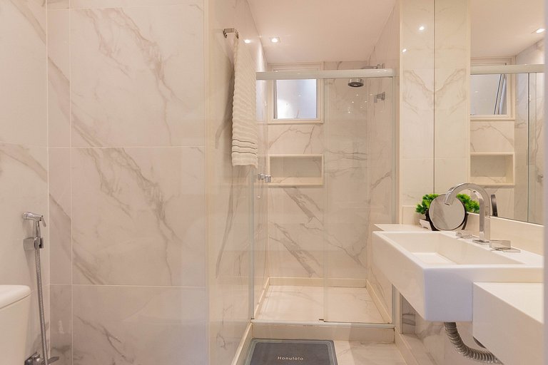 2 habitaciones junto a la playa y al metro