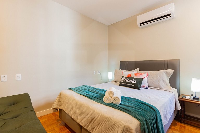 Apartment with Air Next to the Beach and Subway