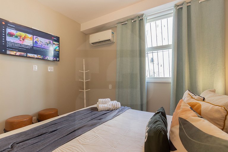 Apartment with Air Next to the Beach and Subway