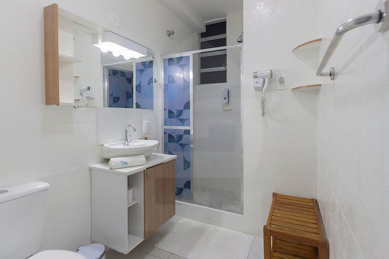 Relax in Copacabana with a Sea View