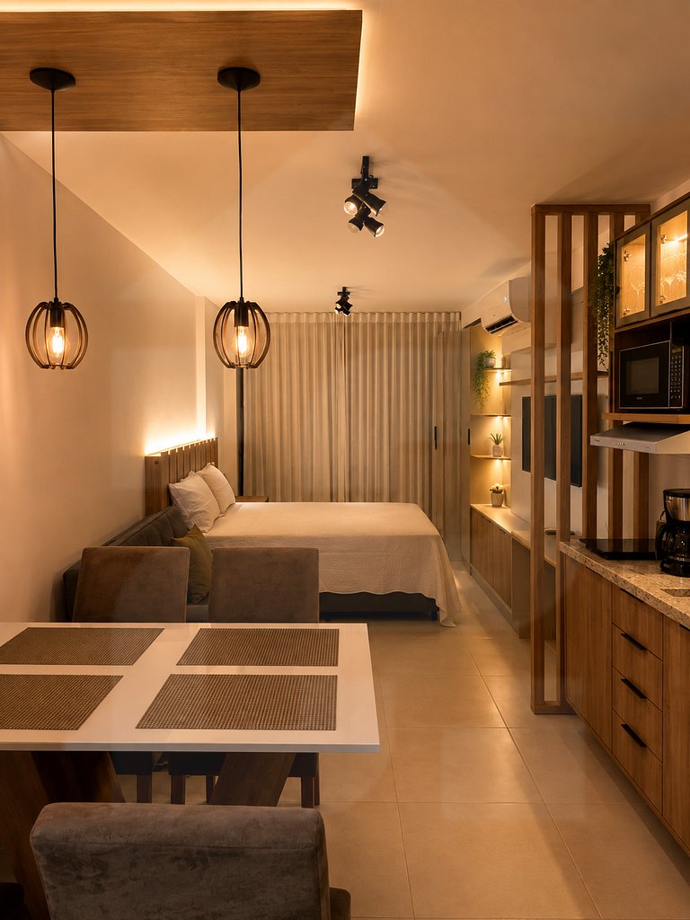 Studio at Skylux with heated pool and rooftop | Haelo