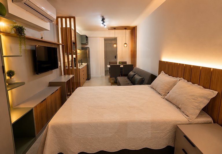 Studio no Skylux com piscina térmica e rooftop | Haelo