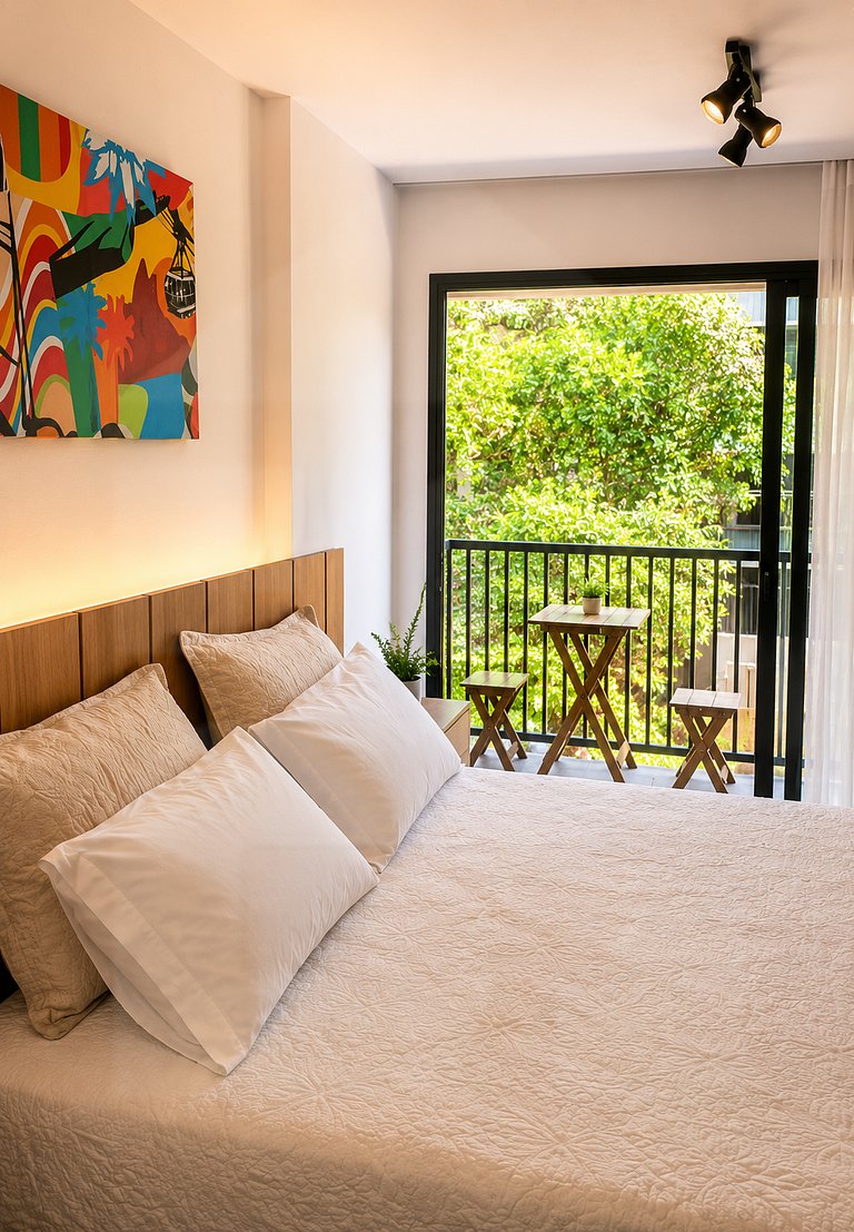 Studio no Skylux com piscina térmica e rooftop | Haelo