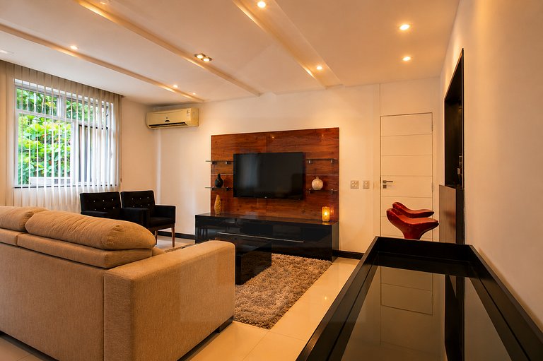 Copacabana Luxo Com Três Quartos CP01.335T