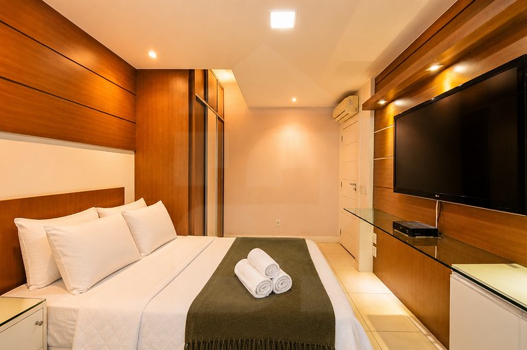 Copacabana Luxo Com Três Quartos CP01.335T