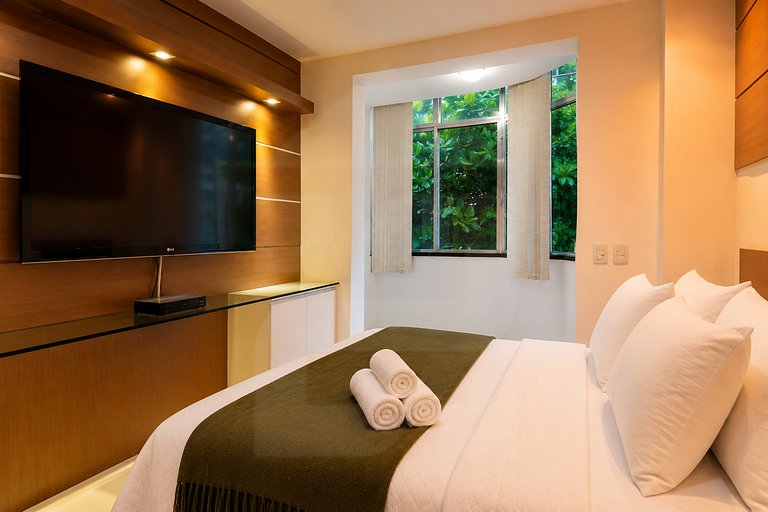 Copacabana Luxo Com Três Quartos CP01.335T