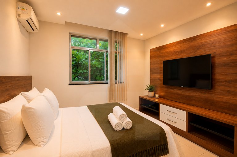 Copacabana Luxo Com Três Quartos CP01.335T