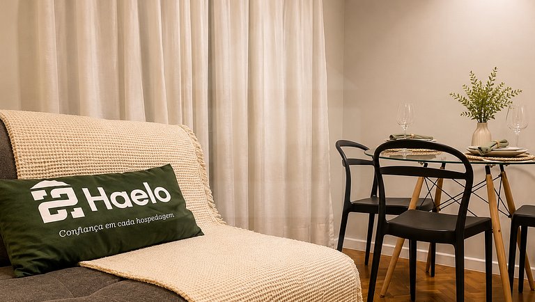 Charming apartment 5 minutes from Copacabana Beach