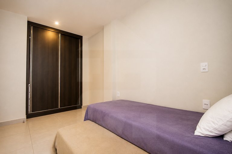 3 Quartos Silenciosos a 2 min da Praia
