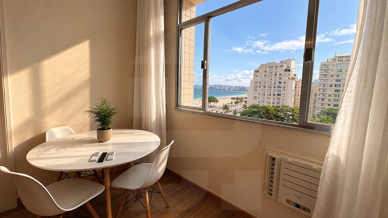 Corner by the beach, sea view, in Copacabana | Haelo