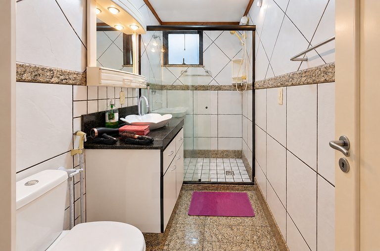 Flat in the center of, close to Praia do Forte