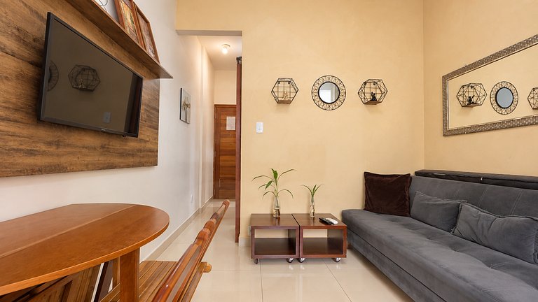 Renovated studio next to the metro, 5 min to beach | Haelo